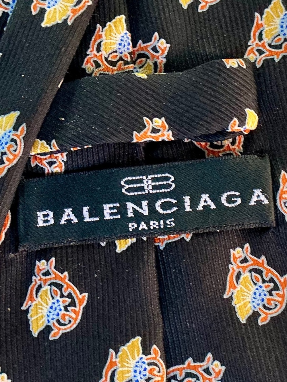 Balenciaga Paris black with floral print all Silk Tie.Made in France 🇫🇷